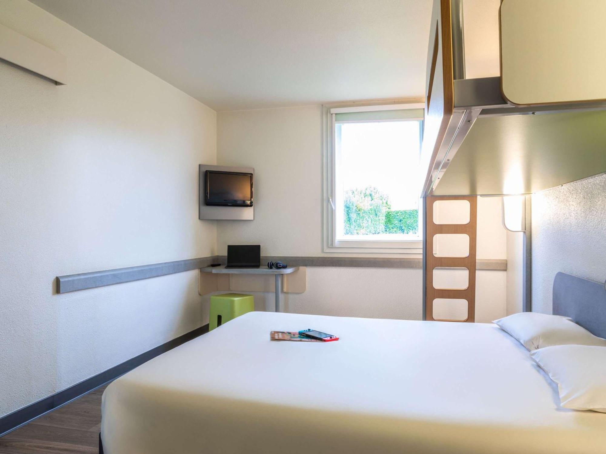 Ibis Budget Roissy Cdg Paris Nord 2 Zewnętrze zdjęcie