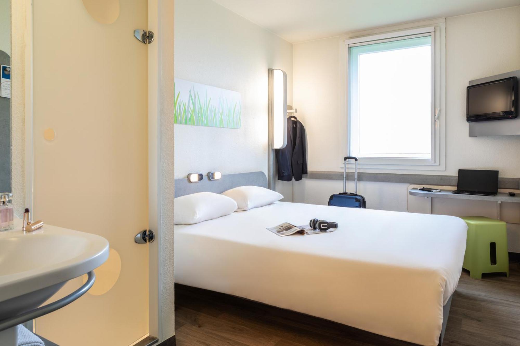 Ibis Budget Roissy Cdg Paris Nord 2 Zewnętrze zdjęcie