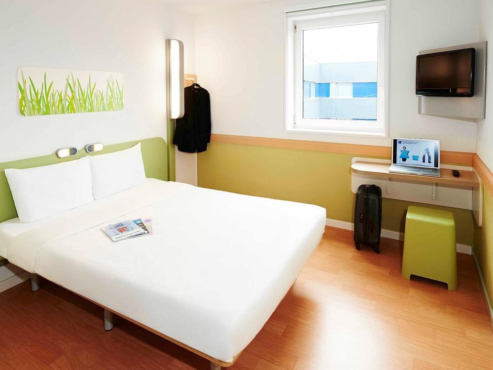 Ibis Budget Roissy Cdg Paris Nord 2 Zewnętrze zdjęcie
