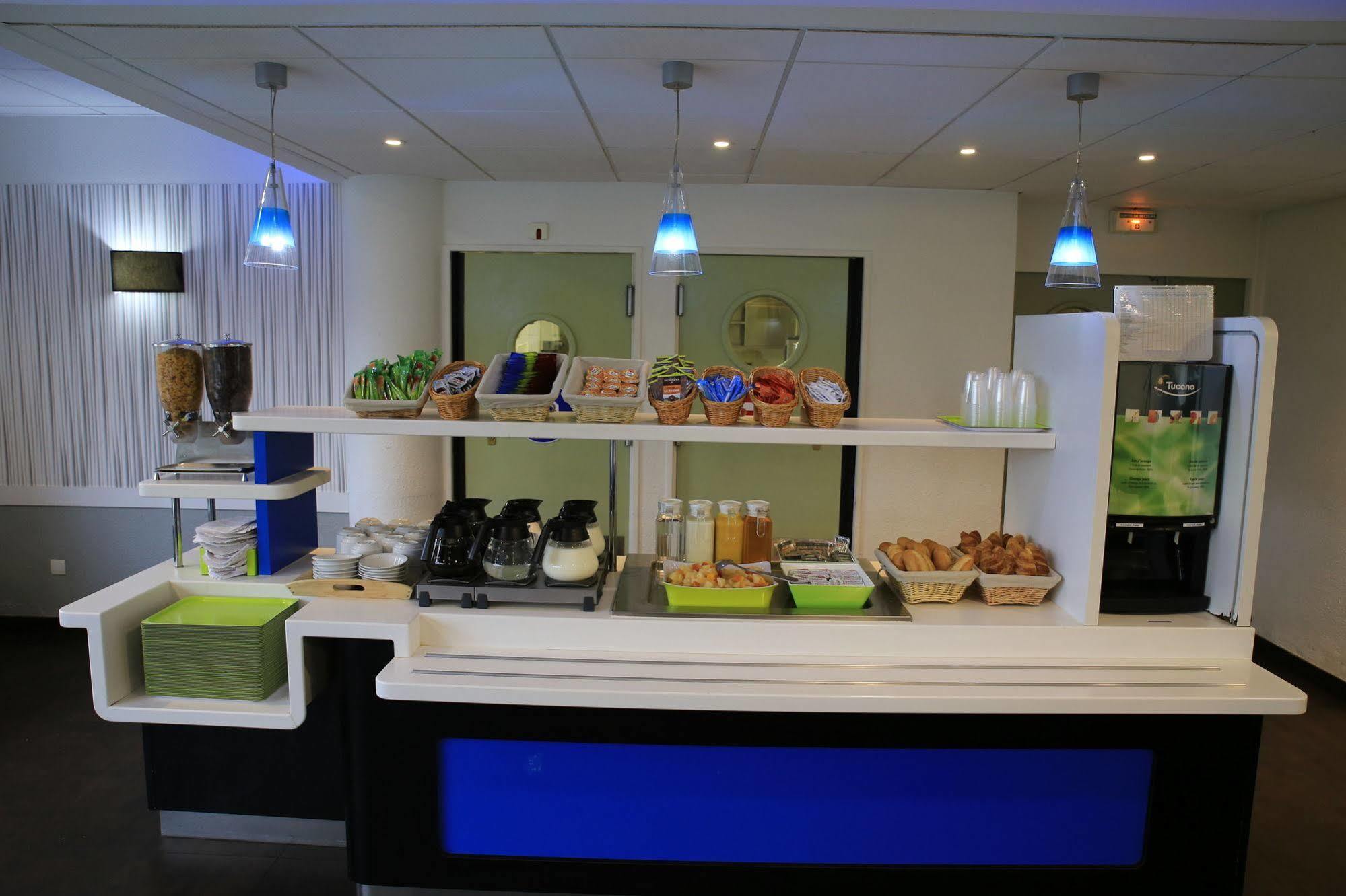 Ibis Budget Roissy Cdg Paris Nord 2 Zewnętrze zdjęcie