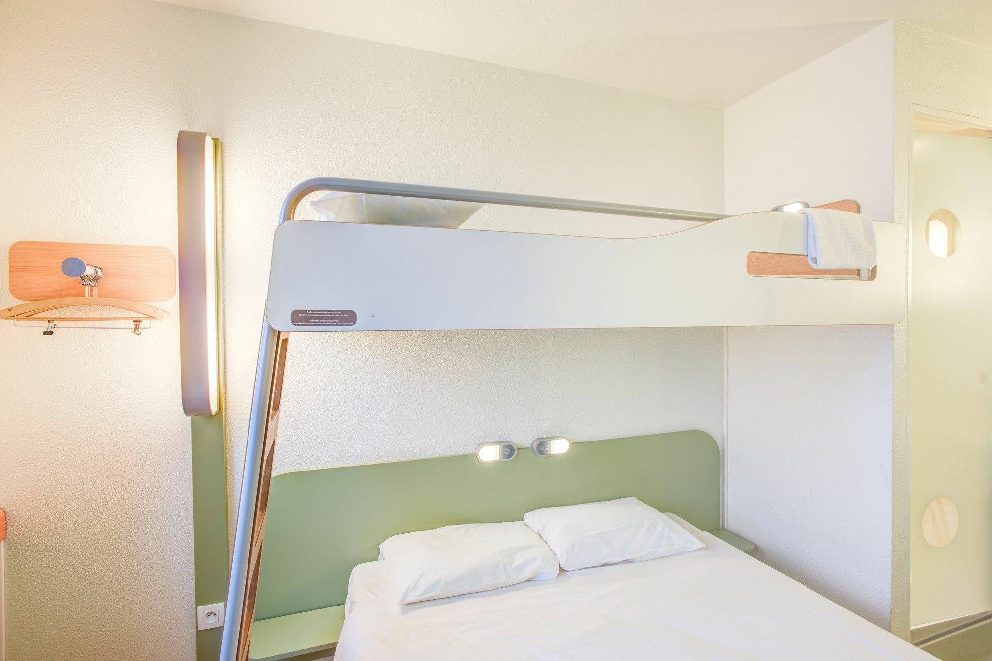 Ibis Budget Roissy Cdg Paris Nord 2 Zewnętrze zdjęcie